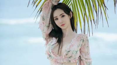 苹果超越英伟达：市值首破5万亿美元 重夺全球第一！